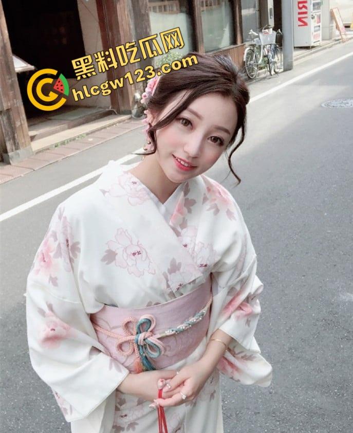 她是南昌最能装的骚货『乔欣玉』金主点菜送上门,浓眉大眼清纯外表,穿包臀裙被金主哥花样调教!