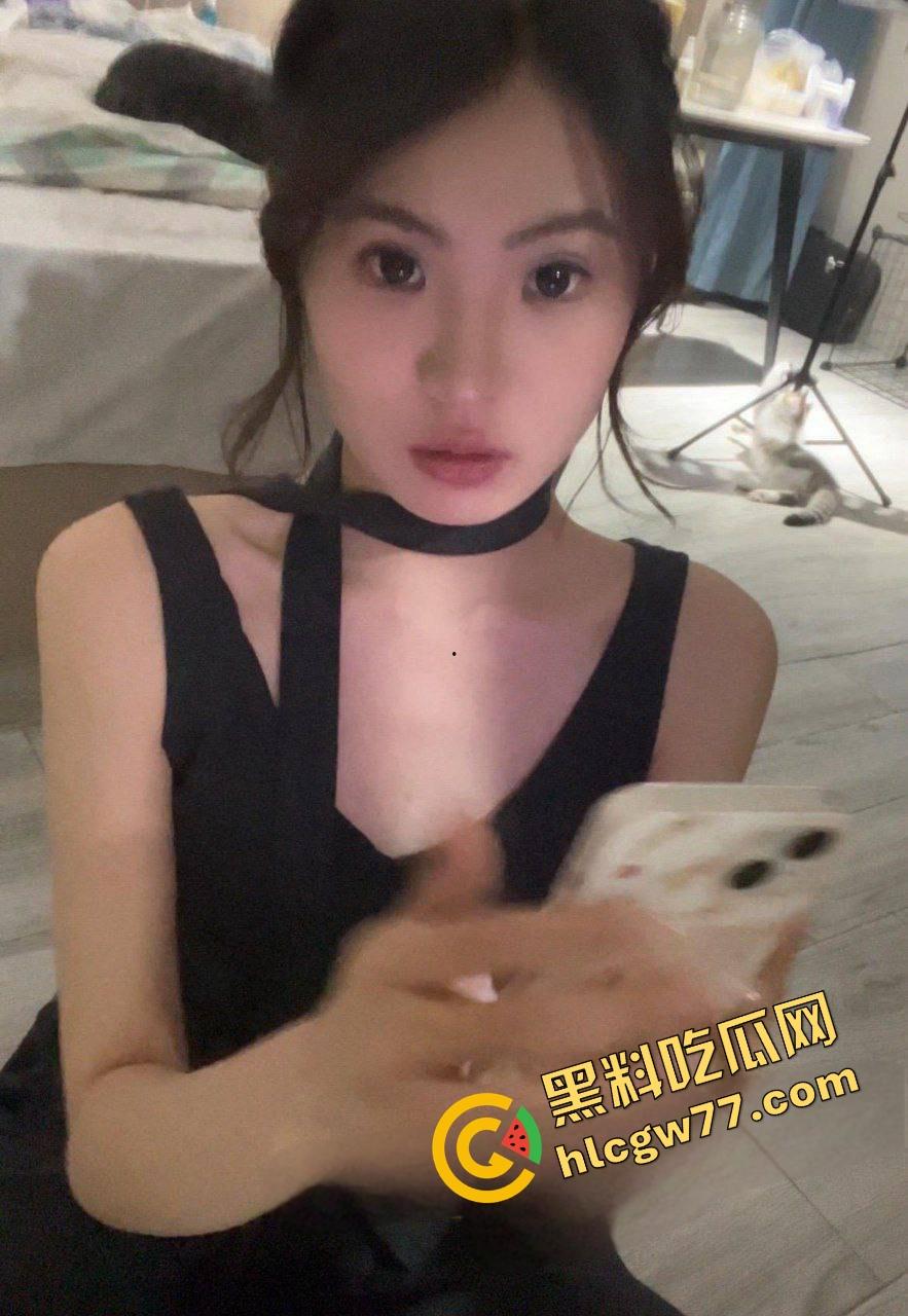 山东21岁反差前女友【曾雨悦】表面清纯乖巧,床上却抢着口交舔棒,女上骑乘自己爽到腿软!