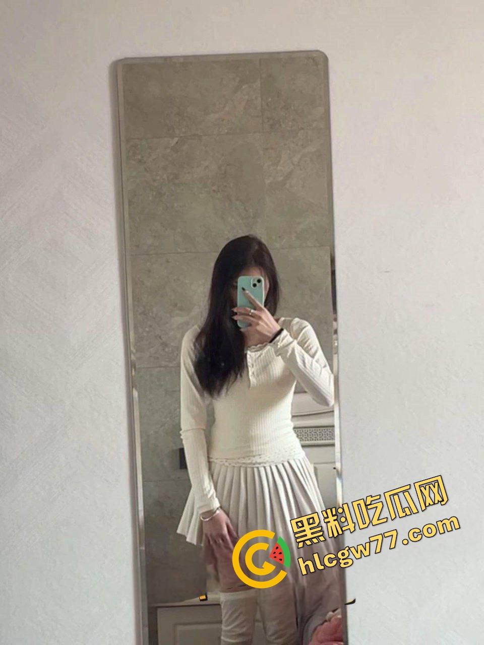 山东21岁反差前女友【曾雨悦】表面清纯乖巧,床上却抢着口交舔棒,女上骑乘自己爽到腿软!