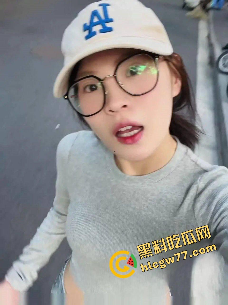 山东21岁反差前女友【曾雨悦】表面清纯乖巧,床上却抢着口交舔棒,女上骑乘自己爽到腿软!