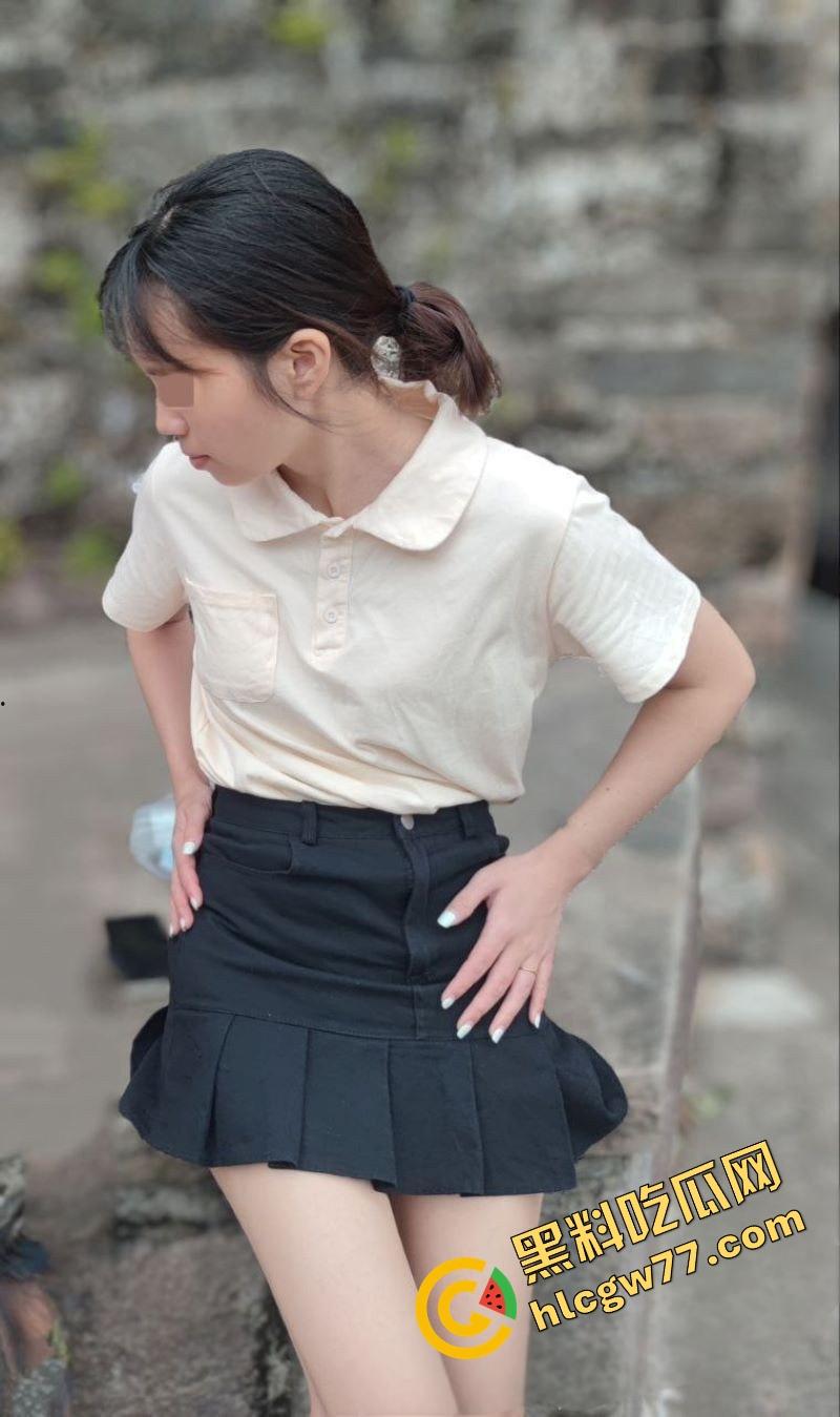 绿帽男爆料自家骚妻,19cm鸡巴酒店房内狂操暴露母狗本性,腿张成M型爽到抽搐!