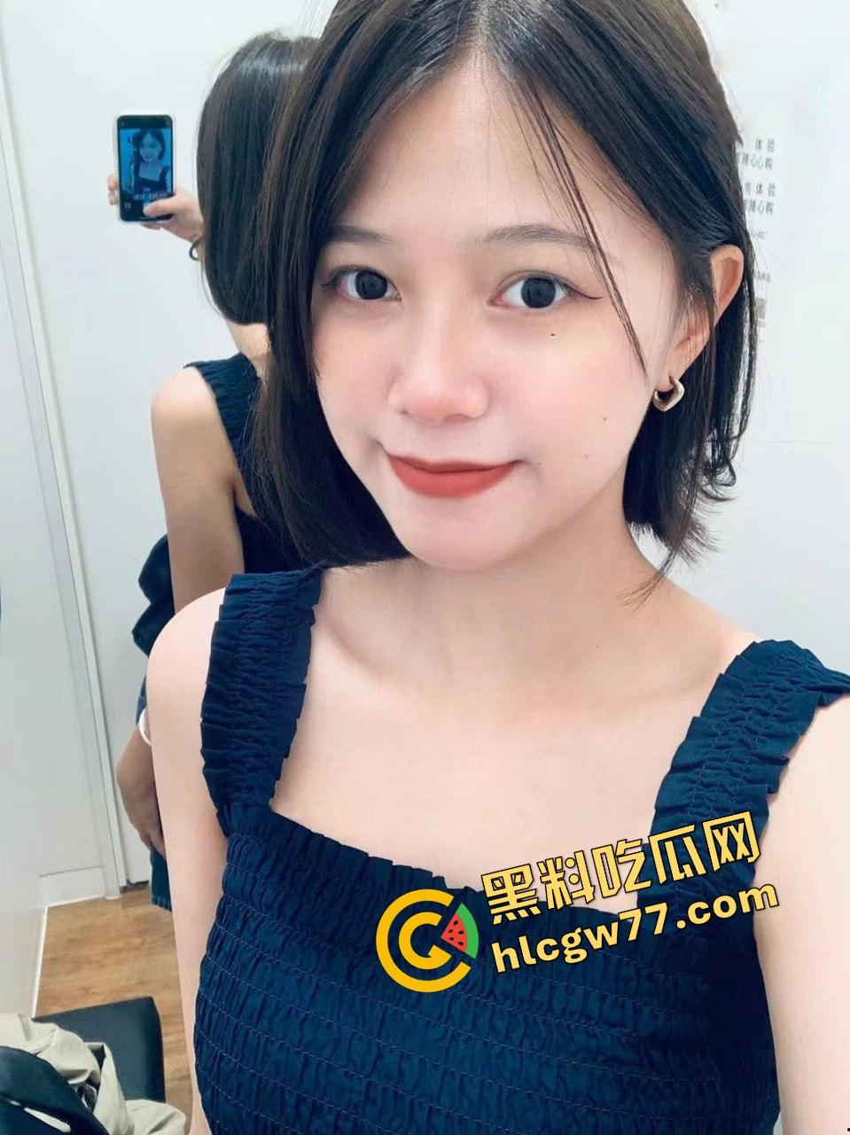 世界上最大的背刺，成都女孩【周然】手机借闺蜜打游戏，结果闺蜜偷看到她大量私密，友谊当场粉碎！