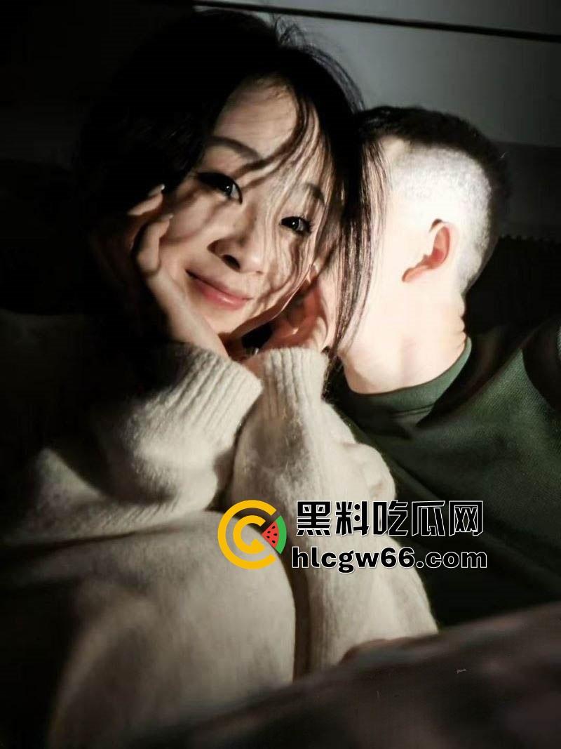 安徽阜阳幼儿师范21岁【杨梦瑶】厕所被同学夺走初夜,嫩逼自慰视频喷水流满地,浪得欠干死!