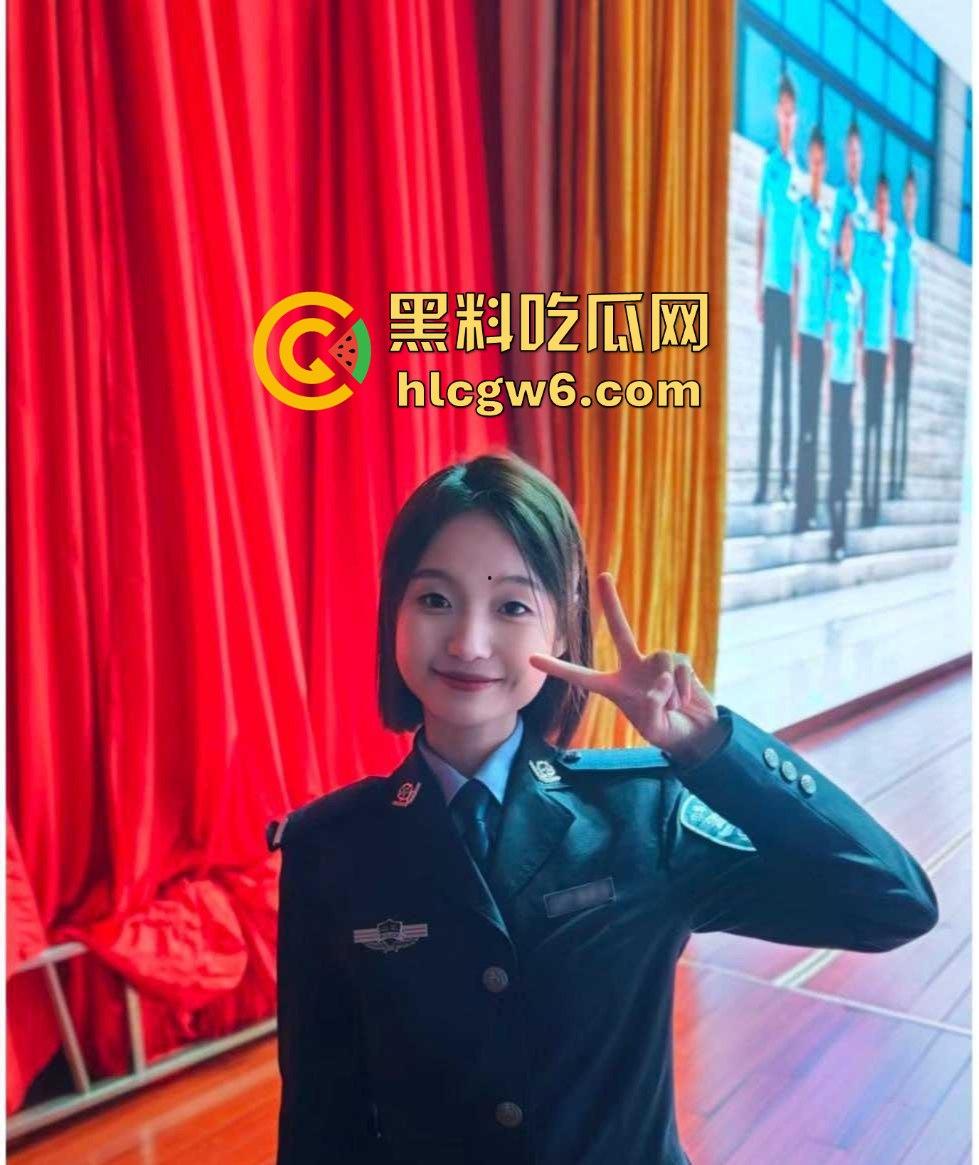 退役警花下海经商服务洋鬼子被按床打桩 又一个制服浪货被操成肉便器 警花传人不如『张津瑜』还想靠肉体上位？