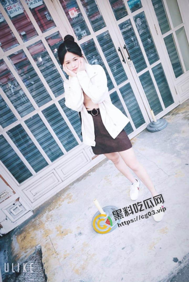 浴血奋战！台湾中山大学 纹身叛逆小妹开房与炮友大玩性爱自拍 年轻人玩的激情 月经期间强闯红灯干