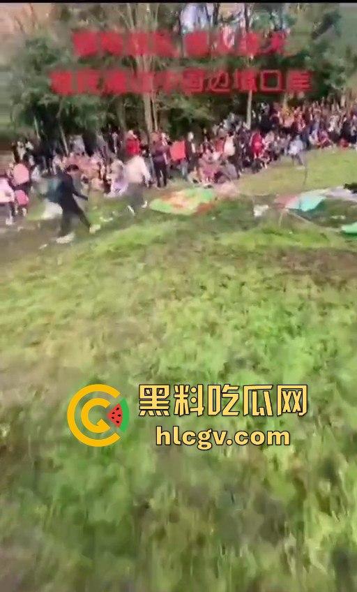 缅甸克钦邦战乱难民潮！百姓涌向腾冲口岸求庇护，中国军队严防死守绝不让难民入境！