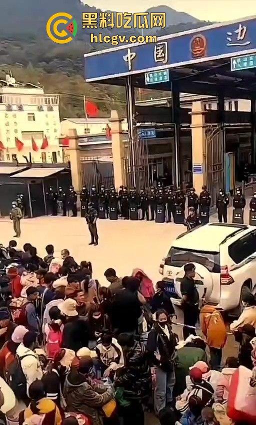 缅甸克钦邦战乱难民潮！百姓涌向腾冲口岸求庇护，中国军队严防死守绝不让难民入境！