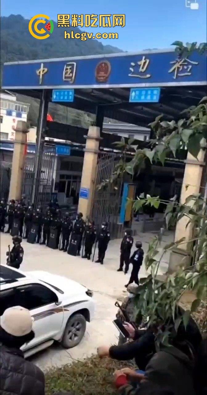 缅甸克钦邦战乱难民潮！百姓涌向腾冲口岸求庇护，中国军队严防死守绝不让难民入境！