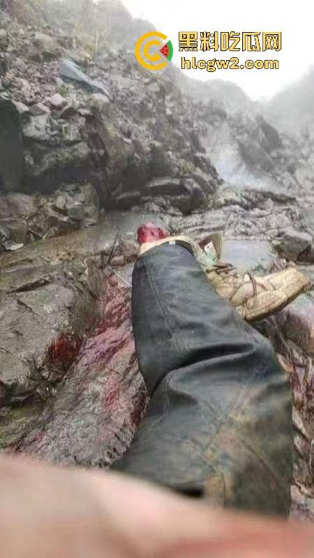 户外探险又出事!四川驴友九峰山登山坠崖,失血过多不幸身亡!