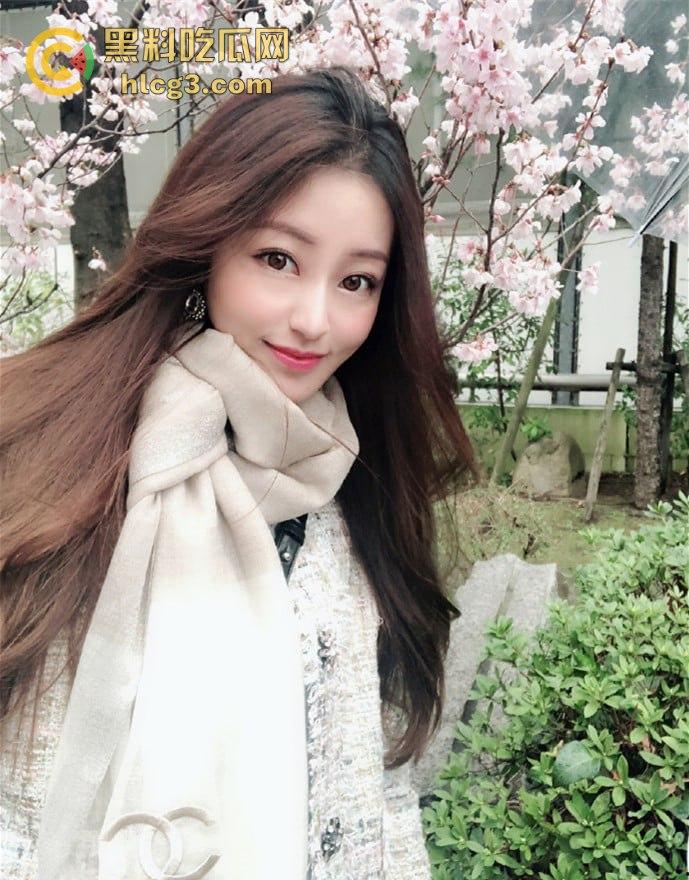 极度反差高颜值清纯女神【晓雅】性爱私拍曝光!白肤大波粉奶头尽显诱惑,私处已被金主玩黑令人心动!