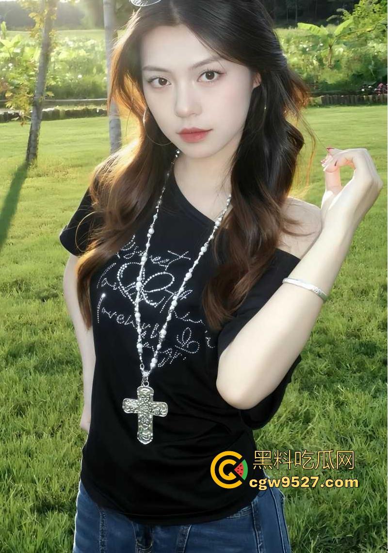 抖音约炮【铁锤妹妹】长时间的聊骚终于得手,紧致嫩穴夹得欲仙欲死,极致的反差骚逼!