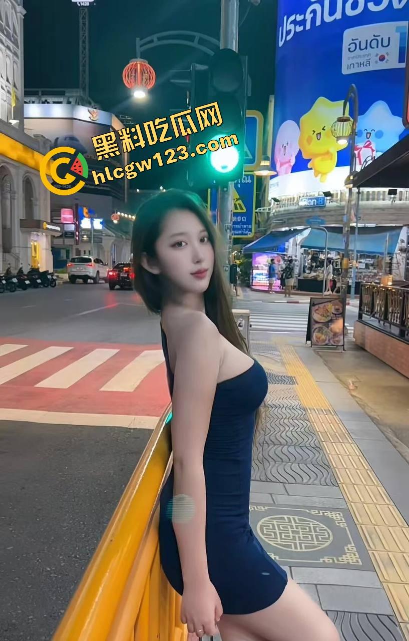 岳母端午串门趁闺女上班勾引女婿大屌狂插,骚逼夹得鸡巴冒火星无套爆射子宫,嫩奶巨乳舔到爽断魂!