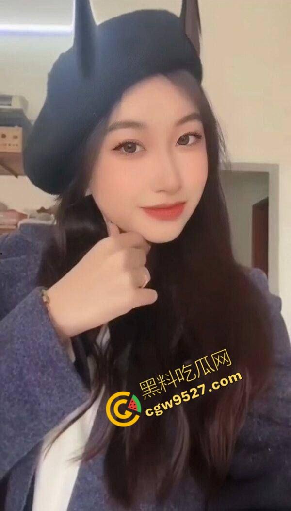 湖南人妻【王春艳】性瘾超强,刚出月子就偷情约炮,孩子一边吃奶,骚穴一边被操,真是淫荡至极