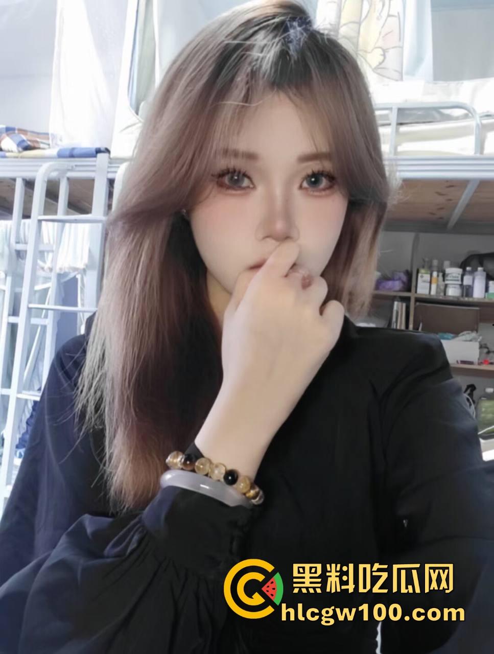 富豪千金白虎逼反差婊视频流出,清纯颜值啪啪狂热,9分17秒清晰对白,性爱画面绝了这反差谁受得了?