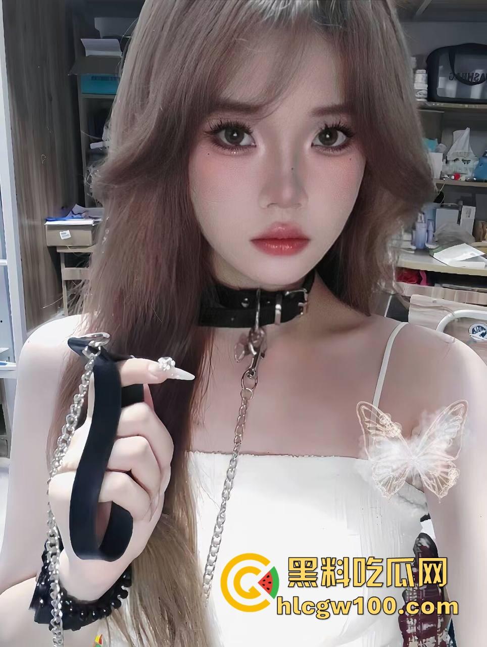 富豪千金白虎逼反差婊视频流出,清纯颜值啪啪狂热,9分17秒清晰对白,性爱画面绝了这反差谁受得了?