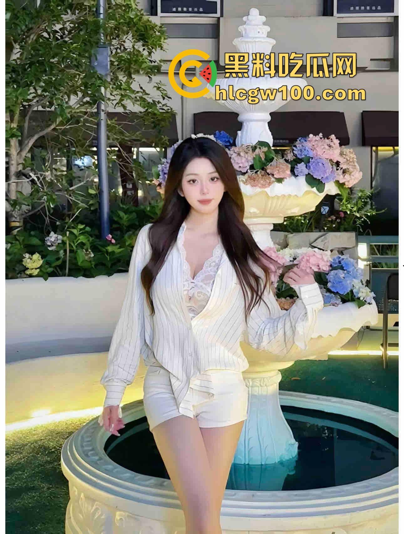 石家庄绿帽奴在线炫耀淫妻老婆边口边自慰 自己把自己玩高潮 脸红喘息骚到不行 瓜友们觉得这种老婆值几彩礼?