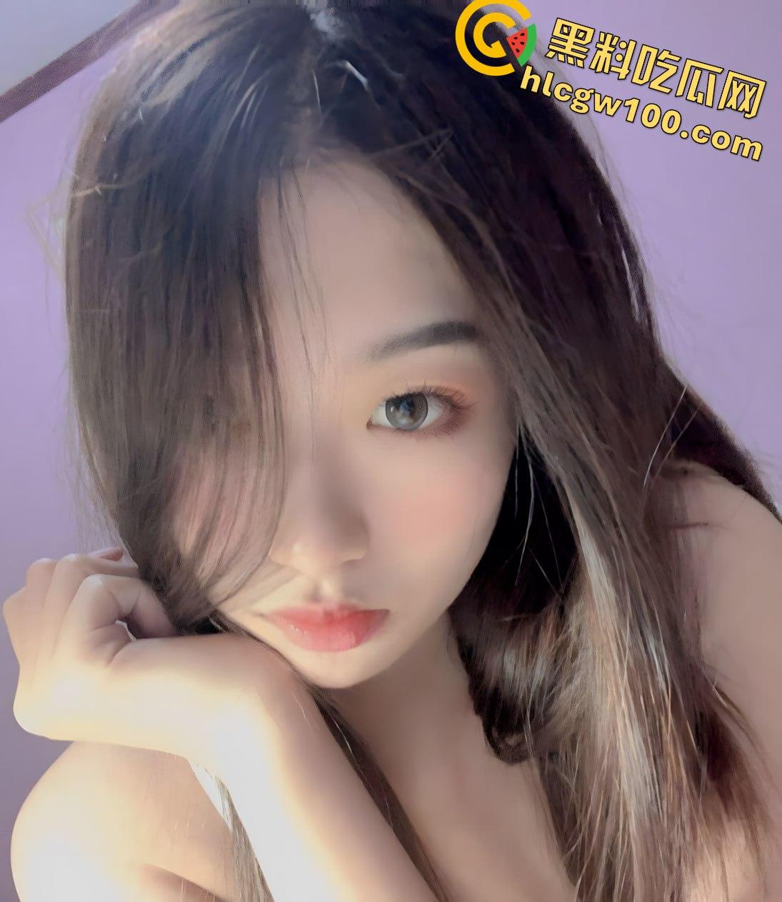 “三不娶”之宁夏中宁阳光幼儿园幼师【杜婧婧】,被网友调教在宿舍展示美腿骚穴福利视频流出