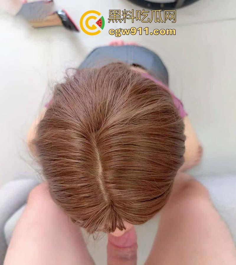 海角乱伦!姐夫满足不了姐姐弟弟来帮忙,爆操跟姐夫通话中的骚姐姐,边淫叫边给电话那头得人渣姐夫听!