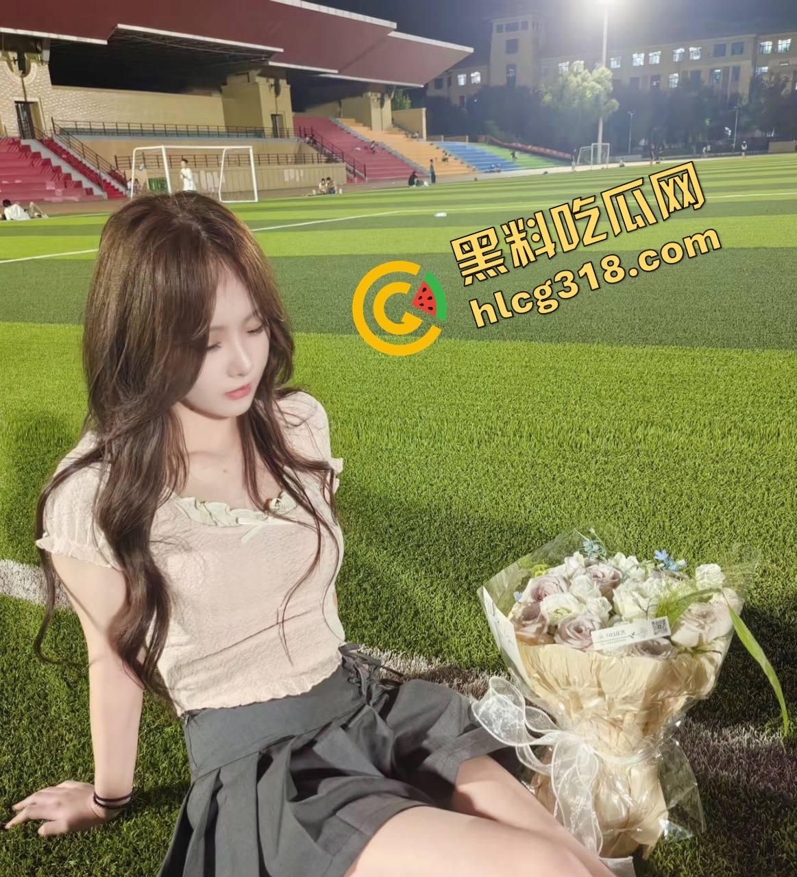 摄影圈潜规则曝光,cos女仆私房拍完讨价还价直接肉偿摄影师,一组写真一个炮,谁还说摄影师不吃香?