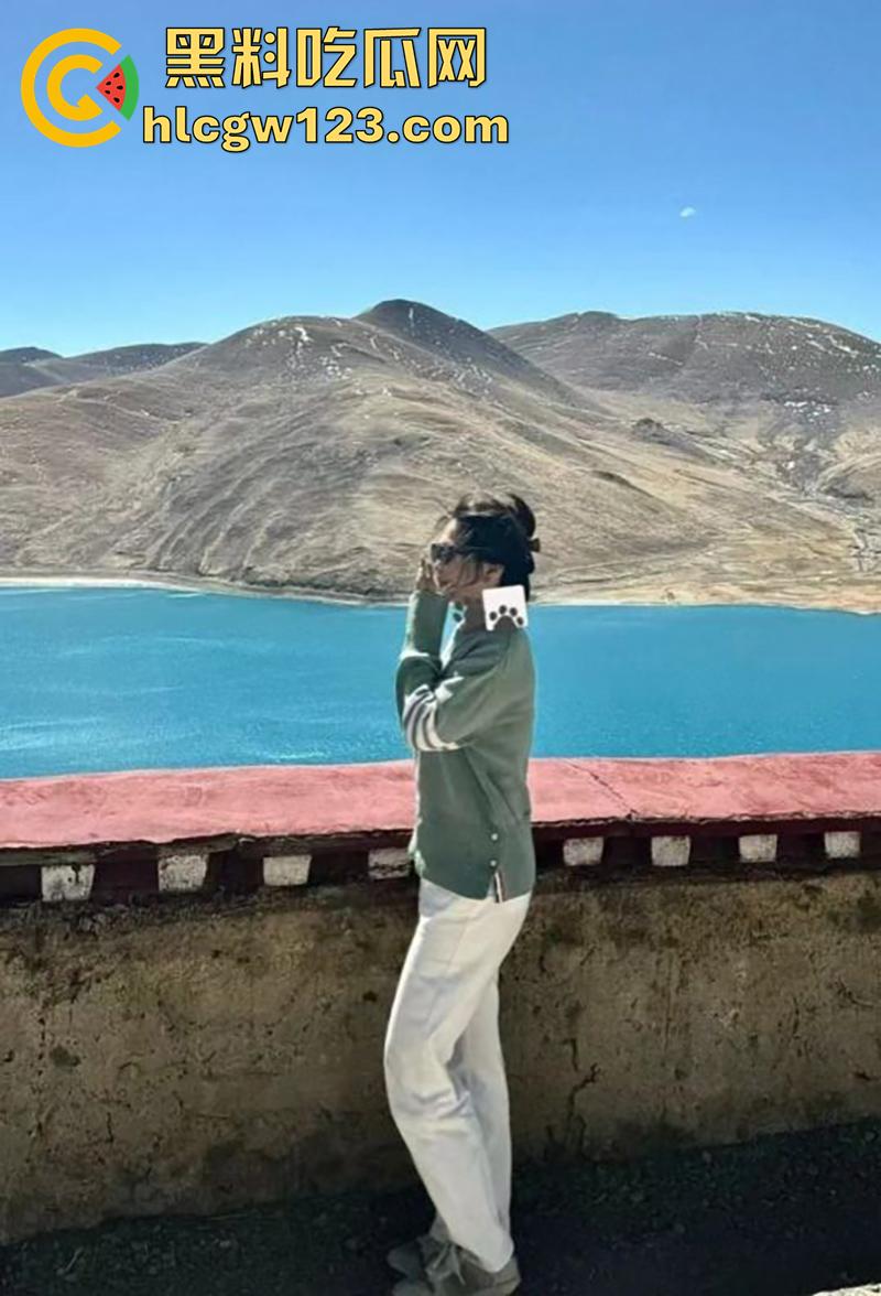 长沙电商运营【翟思荟】,被男友曝光做爱视频,超爱吞精口活一流,靠吃鸡上位骚没边了!