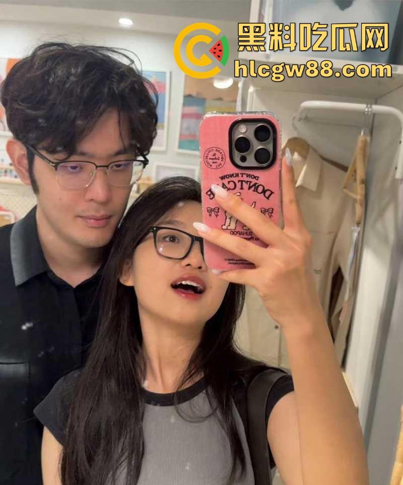 中国传媒大学【白洁】研究生情侣性爱视频曝光 各种舔屌卖骚 无套做爱中出 反差感爆棚!