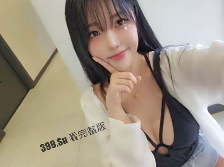 #韩国 AfreecaTV 性感擦边舞蹈主播  #朴罗熙 罕见金主福利 录露乳短片   这是要下海的征兆吗