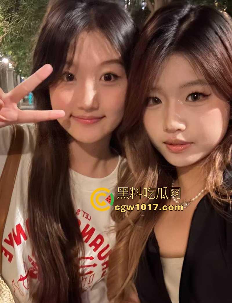 安徽工商学院反差婊【李梦瑶】约炮成瘾,擅长口交深喉,最爱无套内射,跟学长约炮录露脸吸吮挨操淫片,直接骑乘!