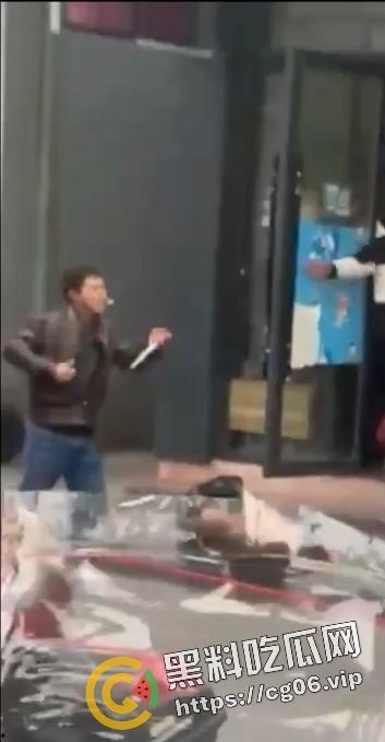 浙江衢州开化县吴某当街杀妻然后果断自杀 两人均抢救无效死亡 现场录像流出