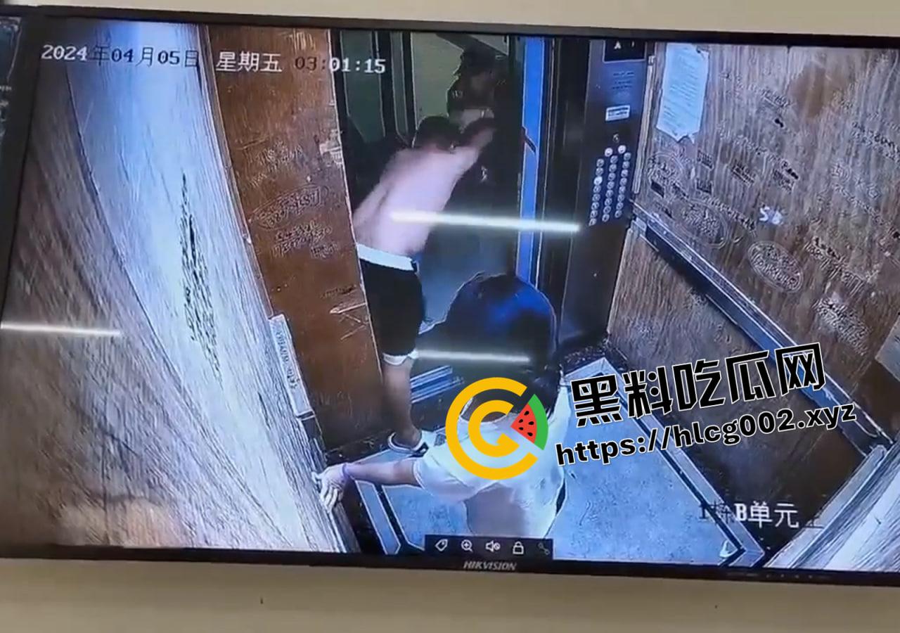 家暴合集！劲夫高光时刻 拳打脚踢 刀枪棍棒 神似武林比武现场