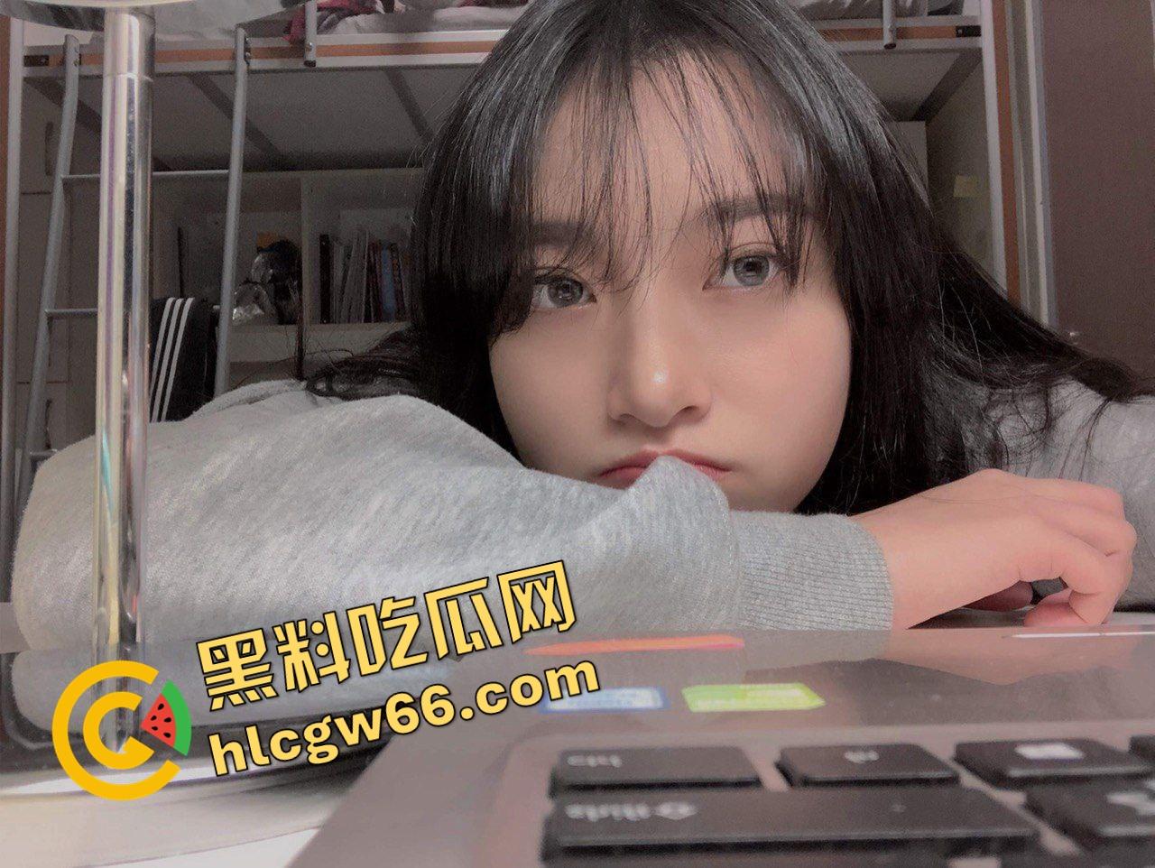 湖南长沙美术学院校花『范琳琳』被渣男爆出啪啪全片,反差骚穴被干到翻白眼,这也太会叫了!