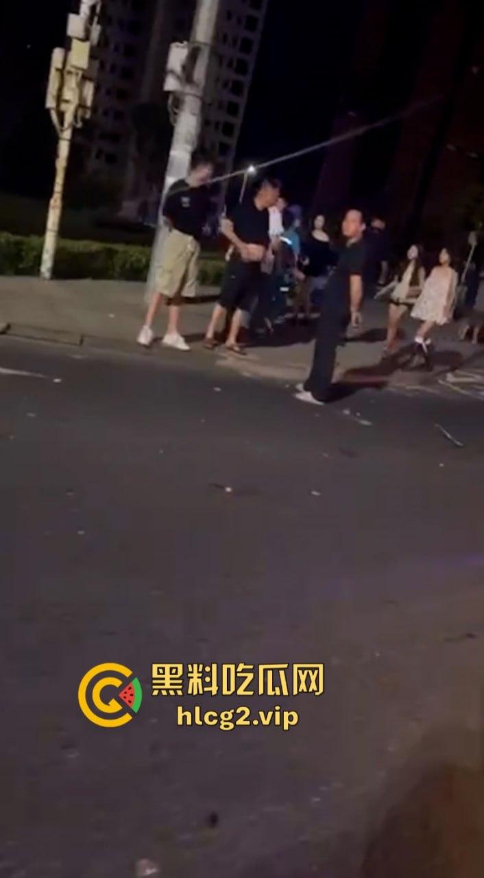 这哪里是开的太快是飞低了 时速过快致花季少女当场断腿身亡