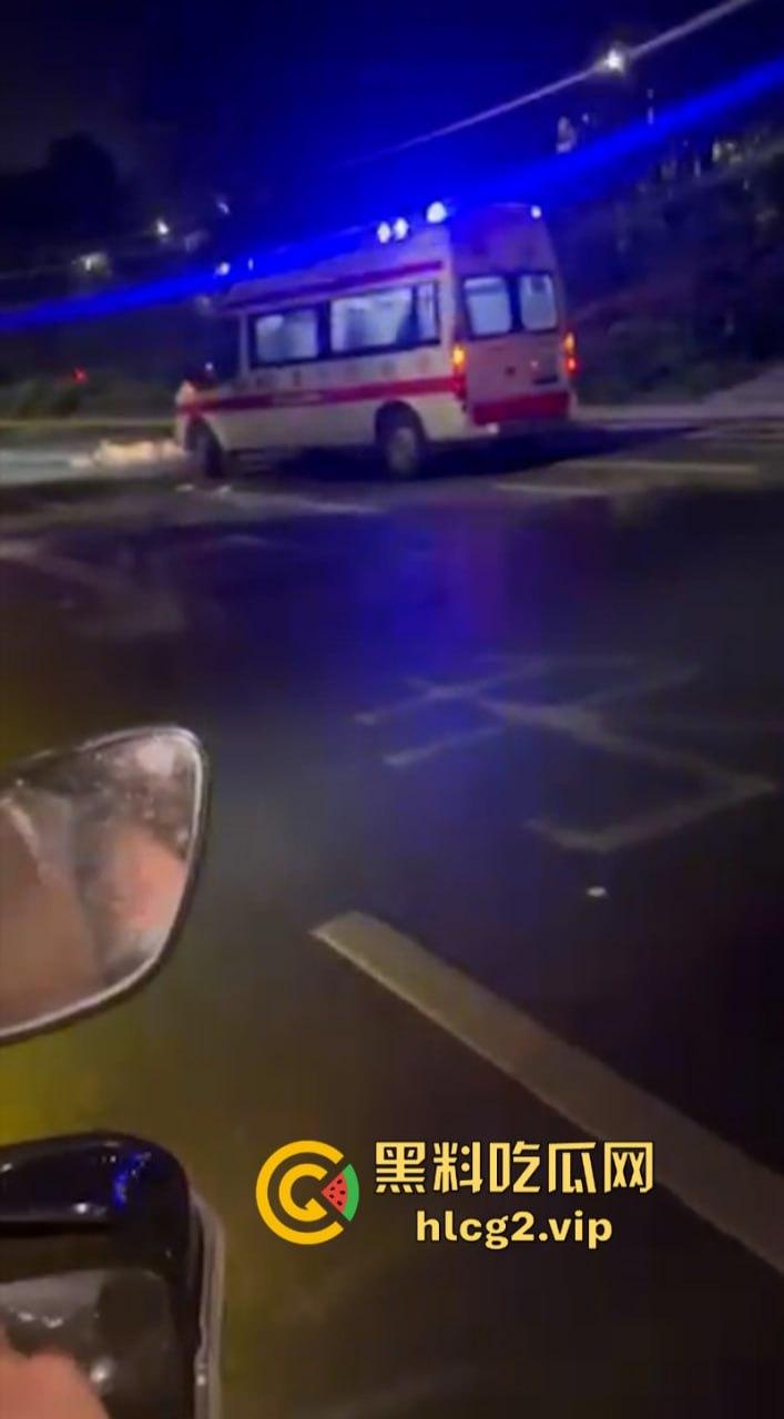 这哪里是开的太快是飞低了 时速过快致花季少女当场断腿身亡